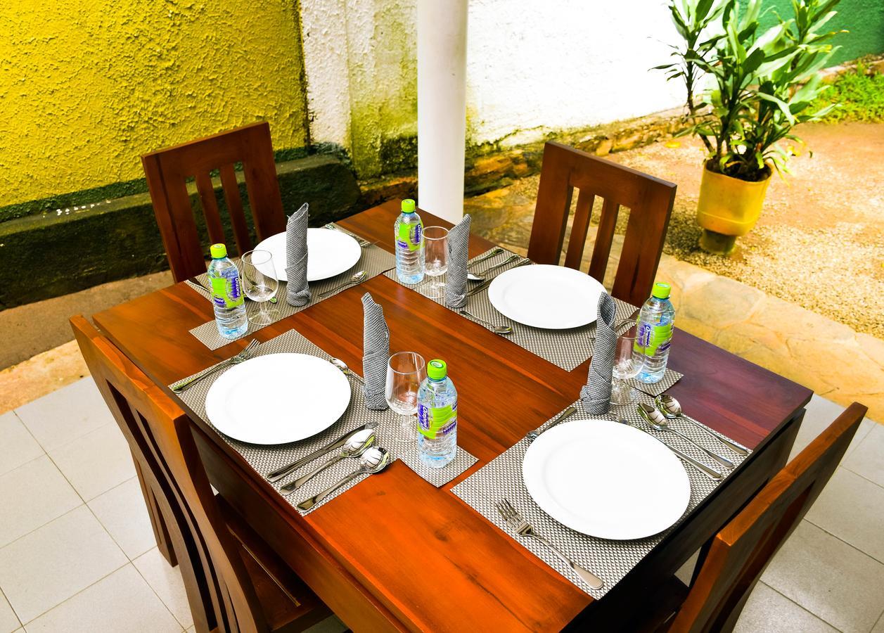 Vishmee Holiday Inn Embilipitiya Luaran gambar